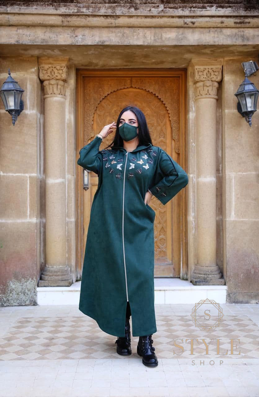 جلابات شتوية عالية الجودة و أنيقة+ كمامة صحية…لتتألقي في فصل الشتاء