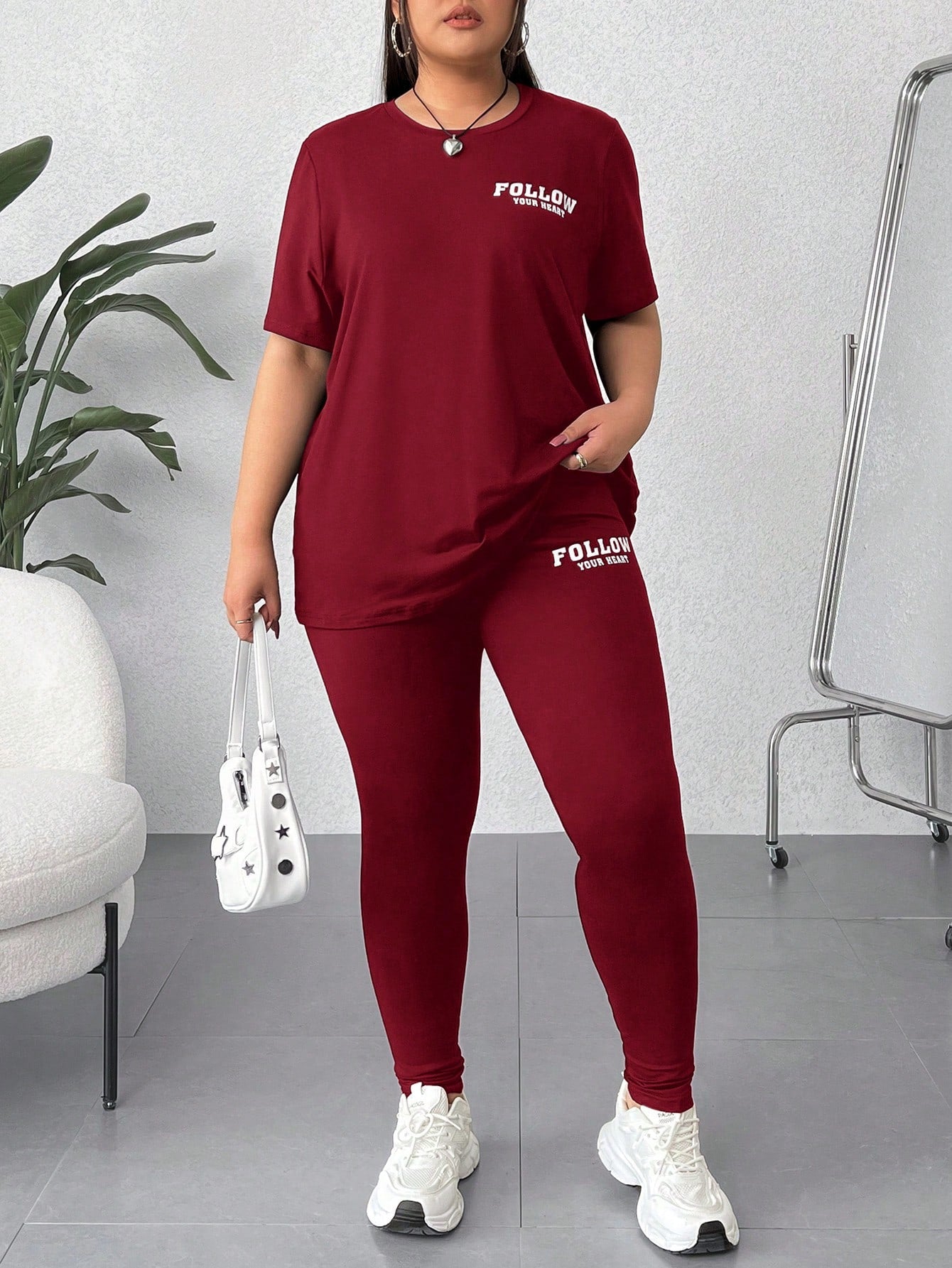 (REF10)طقم رياضي نسائي